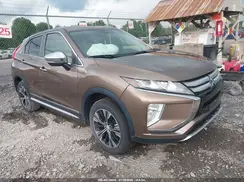 JA4AT5AA0JZ060383 2018 MITSUBISHI ECLIPSE CROSS