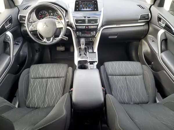 JA4AT5AA0JZ068483 2018 MITSUBISHI ECLIPSE CROSS - Image 8