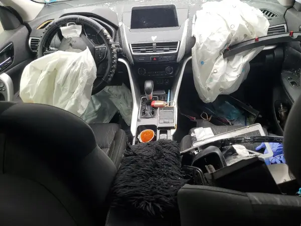 JA4AT5AA0JZ068709 2018 MITSUBISHI ECLIPSE CROSS - Image 8