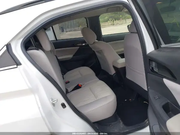 JA4AT5AA0KZ000735 2019 MITSUBISHI ECLIPSE CROSS - Image 8