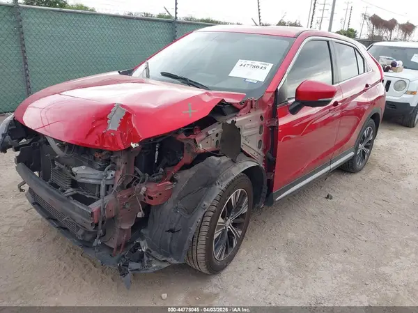 JA4AT5AA0KZ001285 2019 MITSUBISHI ECLIPSE CROSS - Image 2