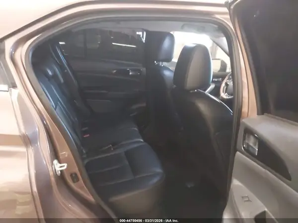 JA4AT5AA0KZ004705 2019 MITSUBISHI ECLIPSE CROSS - Image 8