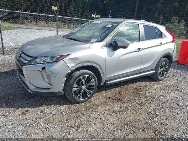 JA4AT5AA0KZ024355 2019 MITSUBISHI ECLIPSE CROSS - Image 2