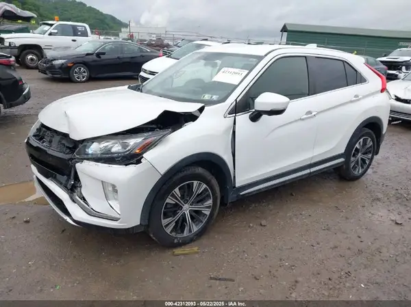 JA4AT5AA0KZ047716 2019 MITSUBISHI ECLIPSE CROSS - Image 2