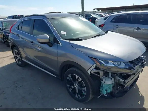 JA4AT5AA0KZ052429 2019 MITSUBISHI ECLIPSE CROSS - Image 1
