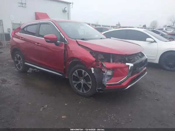 JA4AT5AA0LZ019156 2020 MITSUBISHI ECLIPSE CROSS - Image 1