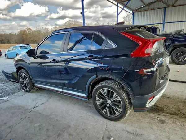 JA4AT5AA1JZ045133 2018 MITSUBISHI ECLIPSE CROSS - Image 2