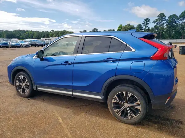 JA4AT5AA1JZ045746 2018 MITSUBISHI ECLIPSE CROSS - Image 2
