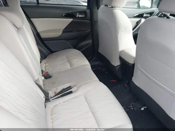 JA4AT5AA1JZ069514 2018 MITSUBISHI ECLIPSE CROSS - Image 8