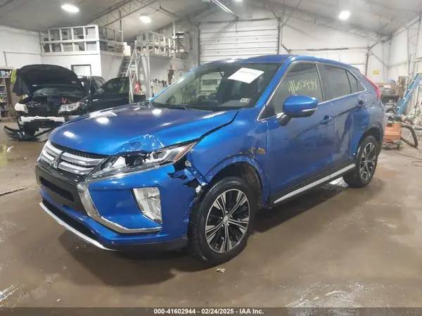 JA4AT5AA1KZ002333 2019 MITSUBISHI ECLIPSE CROSS - Image 2