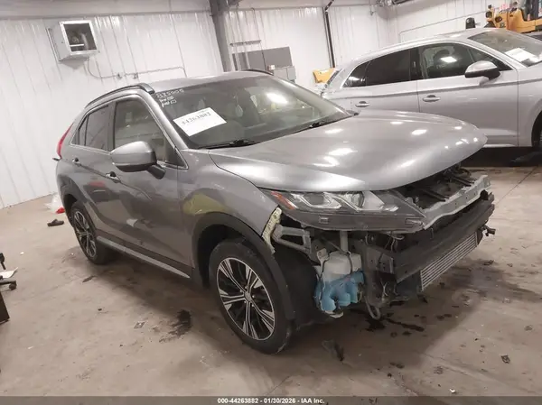 JA4AT5AA1KZ023845 2019 MITSUBISHI ECLIPSE CROSS - Image 1