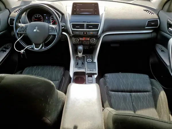 JA4AT5AA1KZ050155 2019 MITSUBISHI ECLIPSE CROSS - Image 8