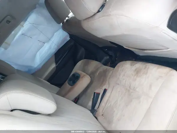 JA4AT5AA2JZ040278 2018 MITSUBISHI ECLIPSE CROSS - Image 8