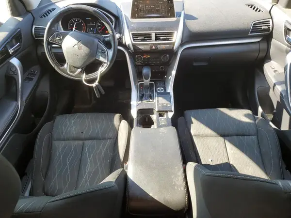 JA4AT5AA2JZ049336 2018 MITSUBISHI ECLIPSE CROSS - Image 8