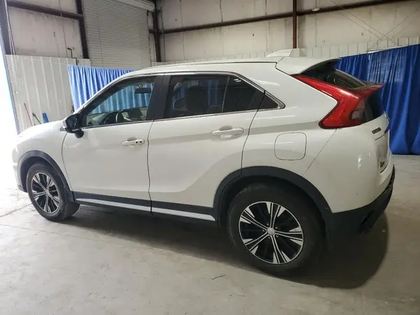 JA4AT5AA2KZ003345 2019 MITSUBISHI ECLIPSE CROSS - Image 2