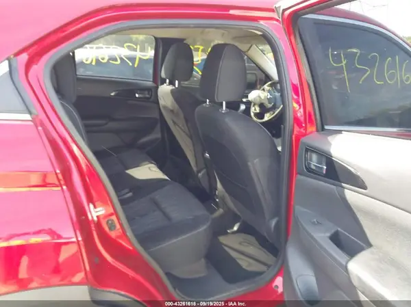 JA4AT5AA3JZ037647 2018 MITSUBISHI ECLIPSE CROSS - Image 8