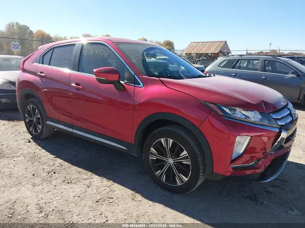 JA4AT5AA3JZ054898 2018 MITSUBISHI ECLIPSE CROSS - Image 1