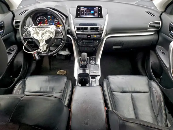 JA4AT5AA3KZ004052 2019 MITSUBISHI ECLIPSE CROSS - Image 8