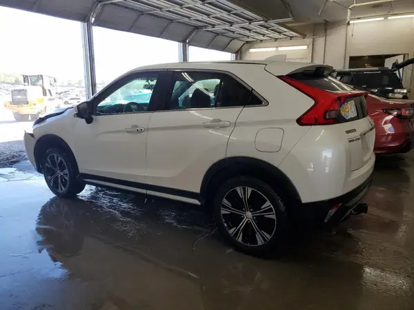 JA4AT5AA3KZ011339 2019 MITSUBISHI ECLIPSE CROSS - Image 2