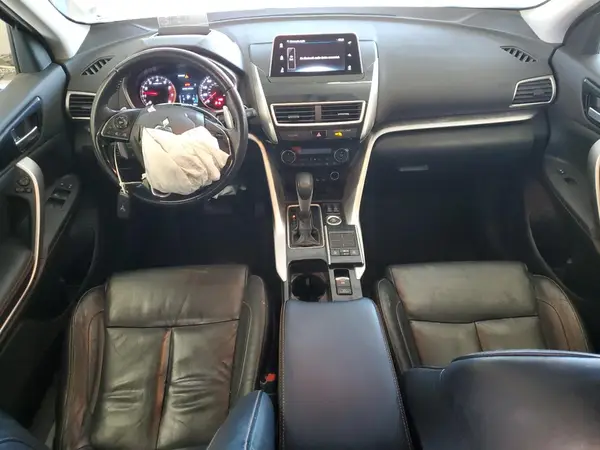 JA4AT5AA3KZ011339 2019 MITSUBISHI ECLIPSE CROSS - Image 8
