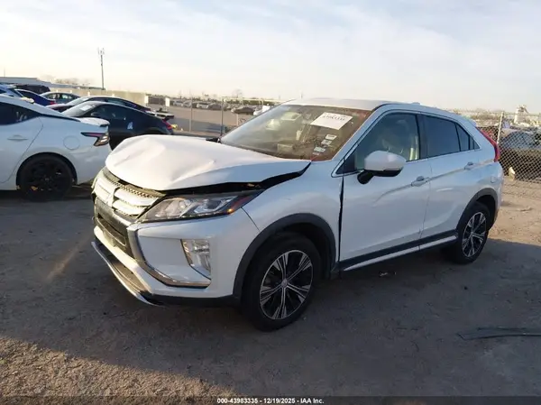 JA4AT5AA3KZ013656 2019 MITSUBISHI ECLIPSE CROSS - Image 2