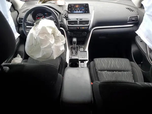 JA4AT5AA3KZ020803 2019 MITSUBISHI ECLIPSE CROSS - Image 8