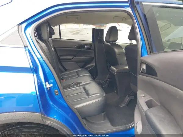 JA4AT5AA3KZ022874 2019 MITSUBISHI ECLIPSE CROSS - Image 8