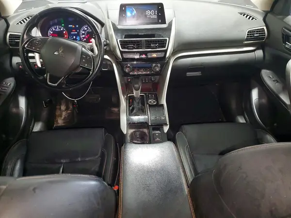 JA4AT5AA3KZ053333 2019 MITSUBISHI ECLIPSE CROSS - Image 8
