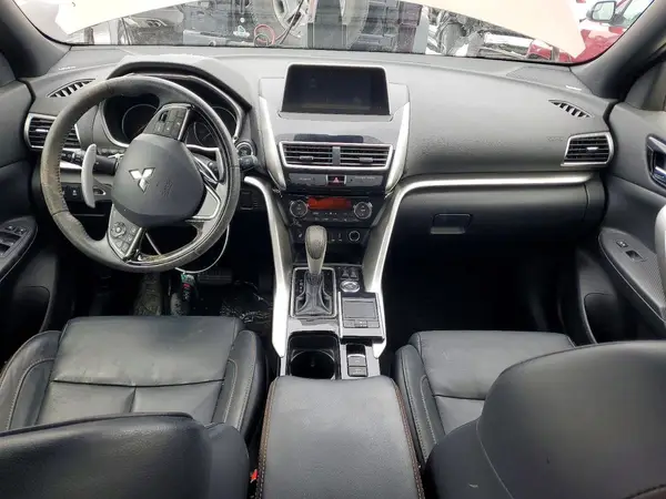 JA4AT5AA3LZ028773 2020 MITSUBISHI ECLIPSE CROSS - Image 8