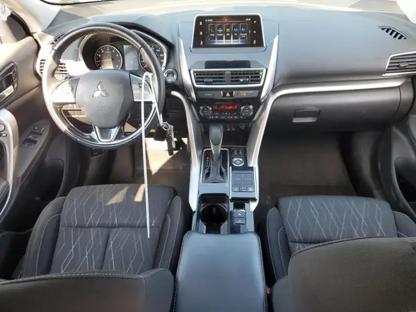 JA4AT5AA3LZ031706 2020 MITSUBISHI ECLIPSE CROSS - Image 8