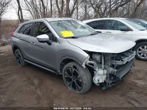 JA4AT5AA4JZ039634 2018 MITSUBISHI ECLIPSE CROSS - Image 1