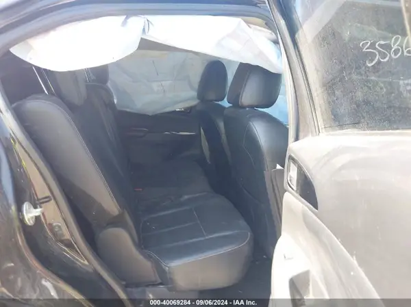 JA4AT5AA4JZ048317 2018 MITSUBISHI ECLIPSE CROSS - Image 8