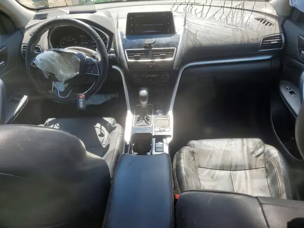 JA4AT5AA4JZ049659 2018 MITSUBISHI ECLIPSE CROSS - Image 8