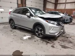 JA4AT5AA4JZ050925 2018 MITSUBISHI ECLIPSE CROSS