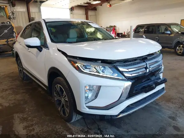 JA4AT5AA4KZ004822 2019 MITSUBISHI ECLIPSE CROSS - Image 1