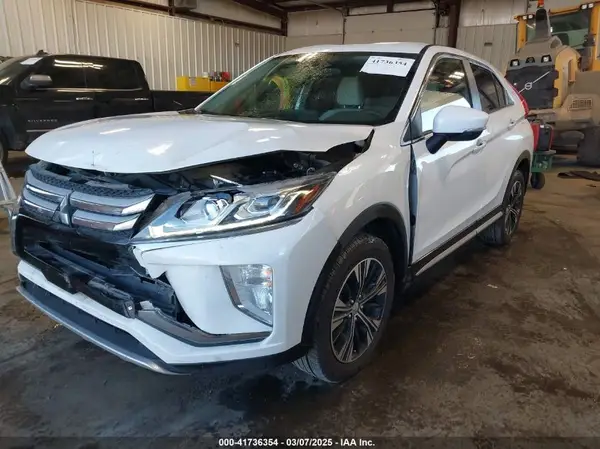 JA4AT5AA4KZ004822 2019 MITSUBISHI ECLIPSE CROSS - Image 2