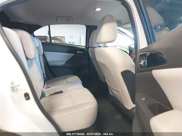 JA4AT5AA4KZ004822 2019 MITSUBISHI ECLIPSE CROSS - Image 8