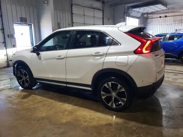 JA4AT5AA4KZ019904 2019 MITSUBISHI ECLIPSE CROSS - Image 2