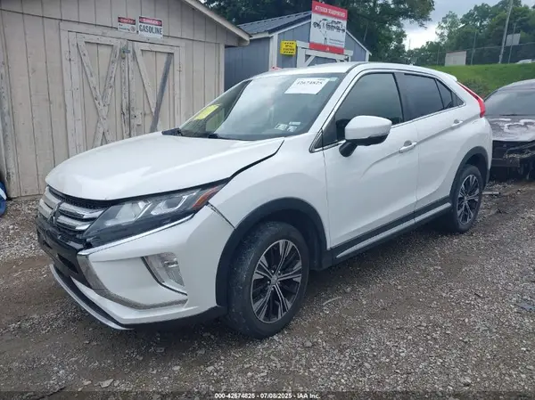 JA4AT5AA4KZ020549 2019 MITSUBISHI ECLIPSE CROSS - Image 2