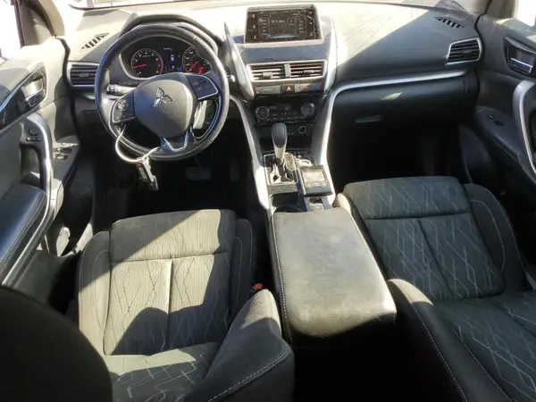 JA4AT5AA4KZ021216 2019 MITSUBISHI ECLIPSE CROSS - Image 8
