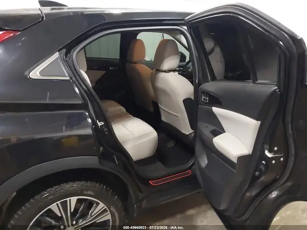 JA4AT5AA4KZ023113 2019 MITSUBISHI ECLIPSE CROSS - Image 8