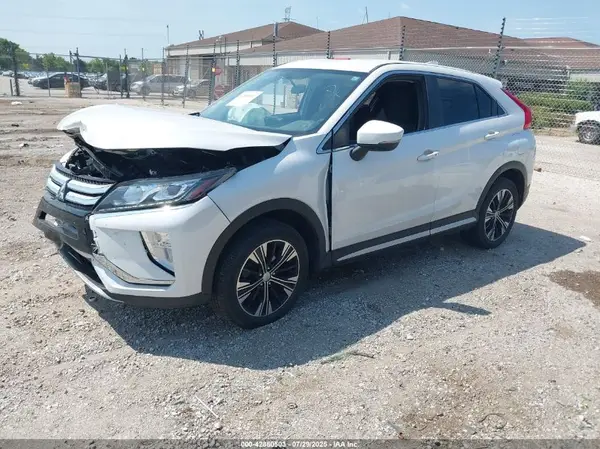 JA4AT5AA4KZ051655 2019 MITSUBISHI ECLIPSE CROSS - Image 2