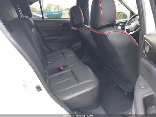 JA4AT5AA4KZ051817 2019 MITSUBISHI ECLIPSE CROSS - Image 8
