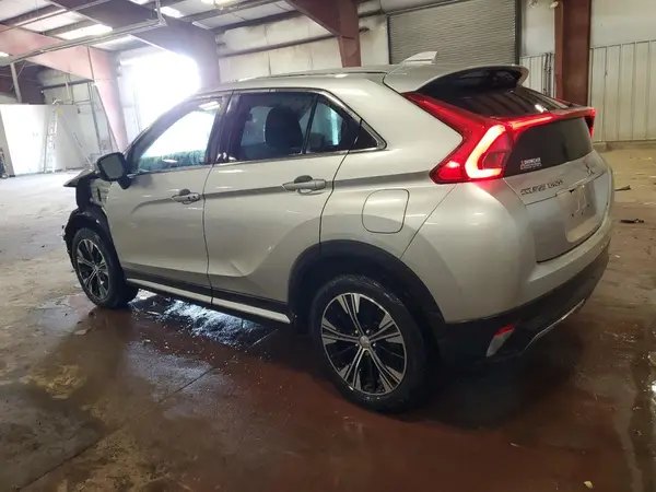 JA4AT5AA4LZ013912 2020 MITSUBISHI ECLIPSE CROSS - Image 2