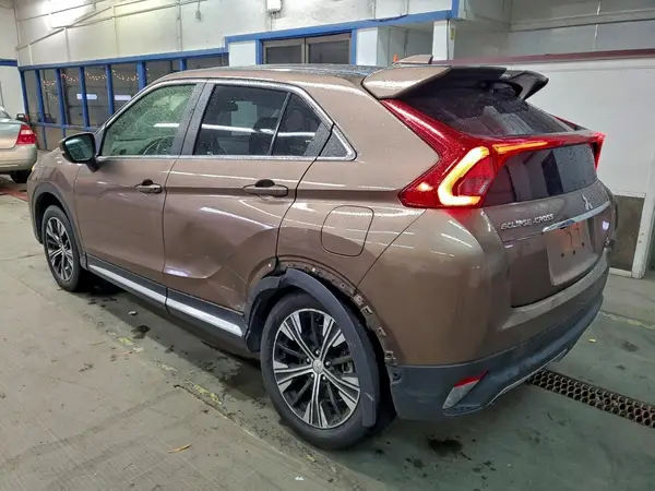 JA4AT5AA4LZ018348 2020 MITSUBISHI ECLIPSE CROSS - Image 2