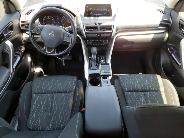 JA4AT5AA5JZ037388 2018 MITSUBISHI ECLIPSE CROSS - Image 8