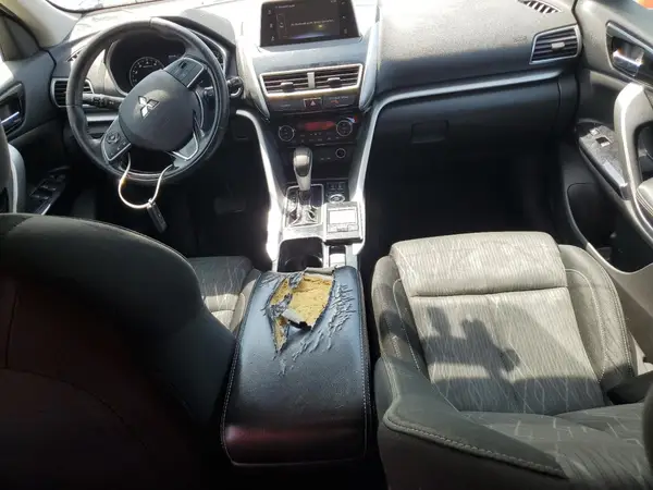 JA4AT5AA5JZ043448 2018 MITSUBISHI ECLIPSE CROSS - Image 8