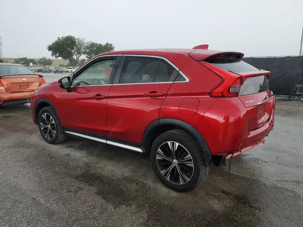 JA4AT5AA5JZ049749 2018 MITSUBISHI ECLIPSE CROSS - Image 2