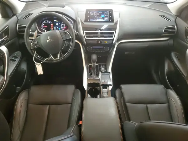 JA4AT5AA5JZ065627 2018 MITSUBISHI ECLIPSE CROSS - Image 8