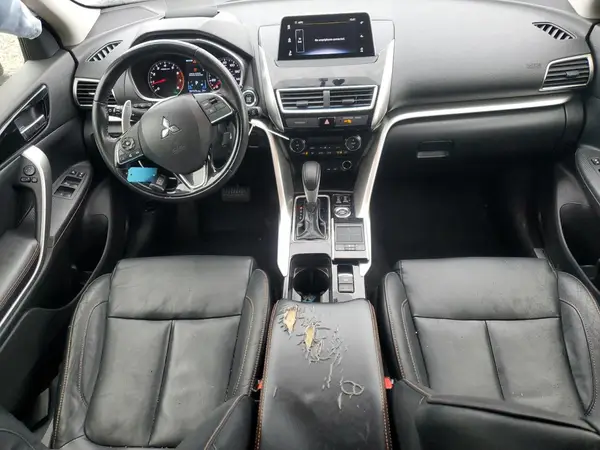 JA4AT5AA5KZ002139 2019 MITSUBISHI ECLIPSE CROSS - Image 8